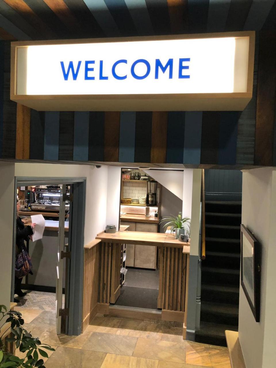 Dukes Inn 시드머스 외부 사진